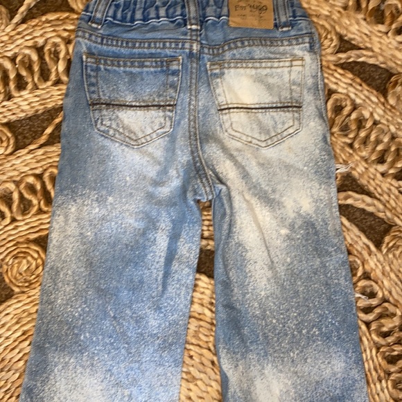 sold on Ⓜ️: Custom Distressed Toddler Jeans sz 2T - Picture 5 of 7